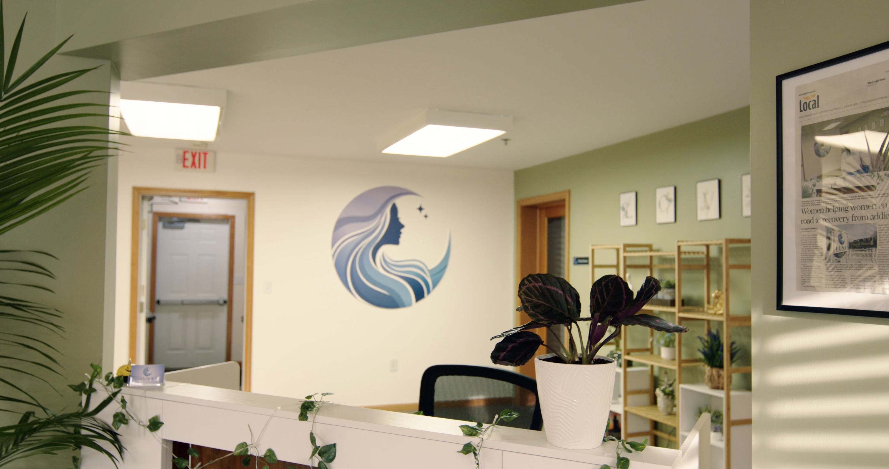 A drug addiction treatment and mental health facility that's catered towards women.