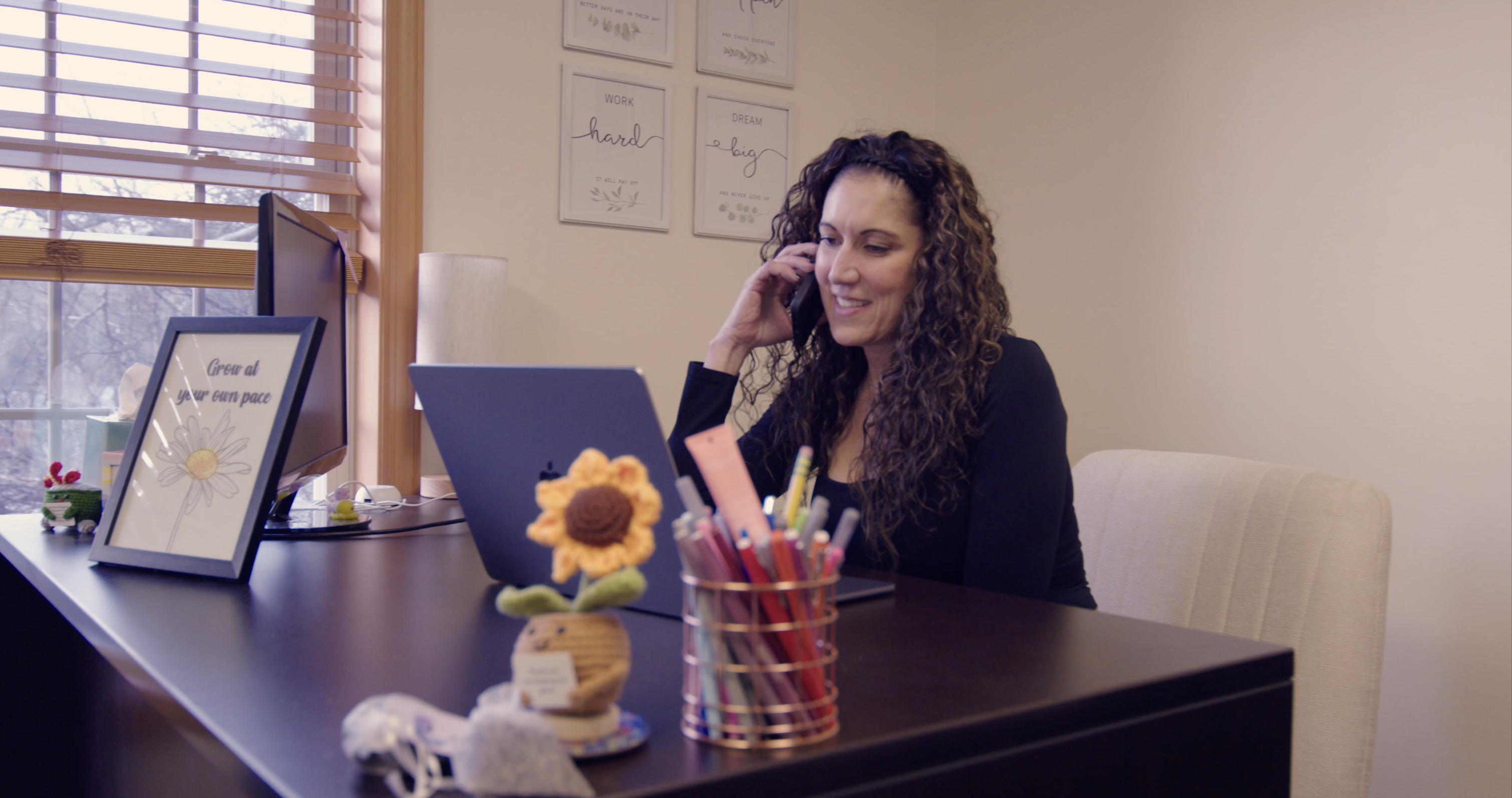 A person working in a drug addiction treatment and mental health facility, catered towards women.