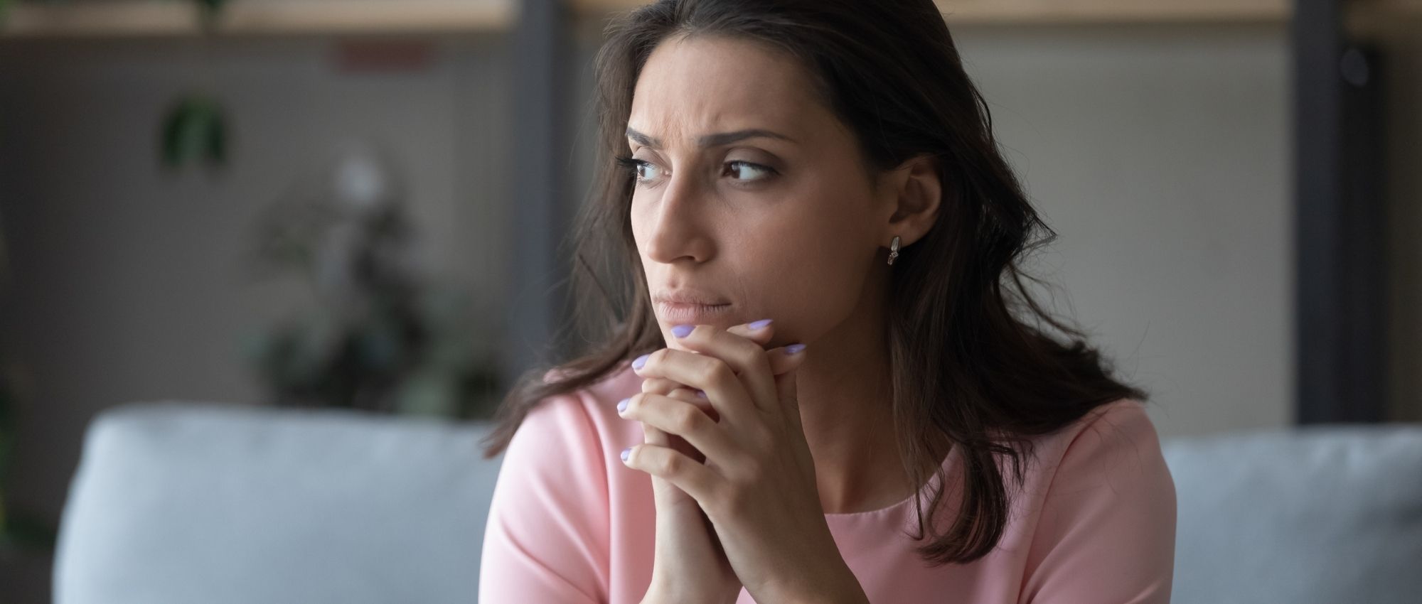 A woman in an outpatient program for cocaine addiction treatment for women at Luna Recovery for Women in North Andover, MA.