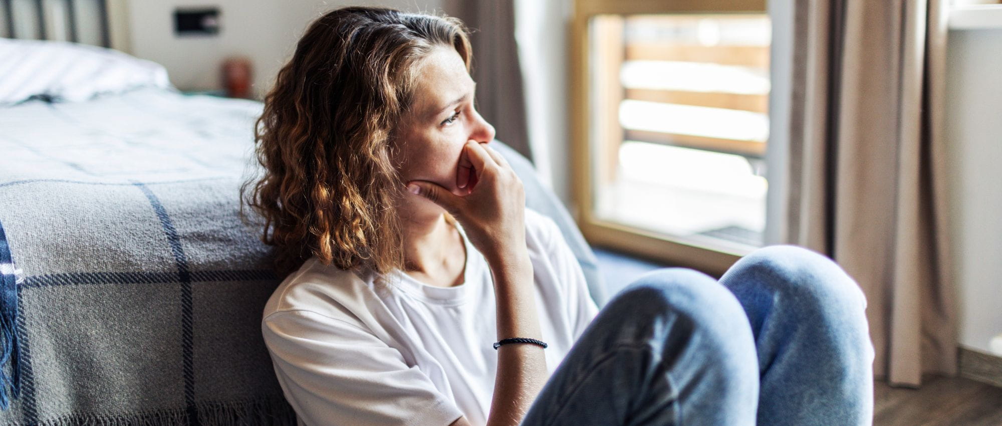 A woman in an outpatient program for post-traumatic stress disorder (PTSD) treatment for women at Luna Recovery for Women in North Andover, MA.