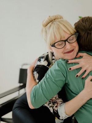 A sponsor helping addiction recovery.